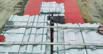 吉安 芝麻白仿形加直形路沿石出货日常