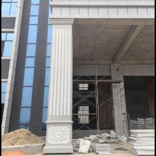 吉安 芝麻白光面花岗岩门楼大柱（罗马柱）配雕花底座