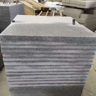 吉安 芝麻白5公分火烧地铺成品，900*400，规格可定制