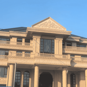 吉安黄金麻别墅外墙干挂石材效果示例