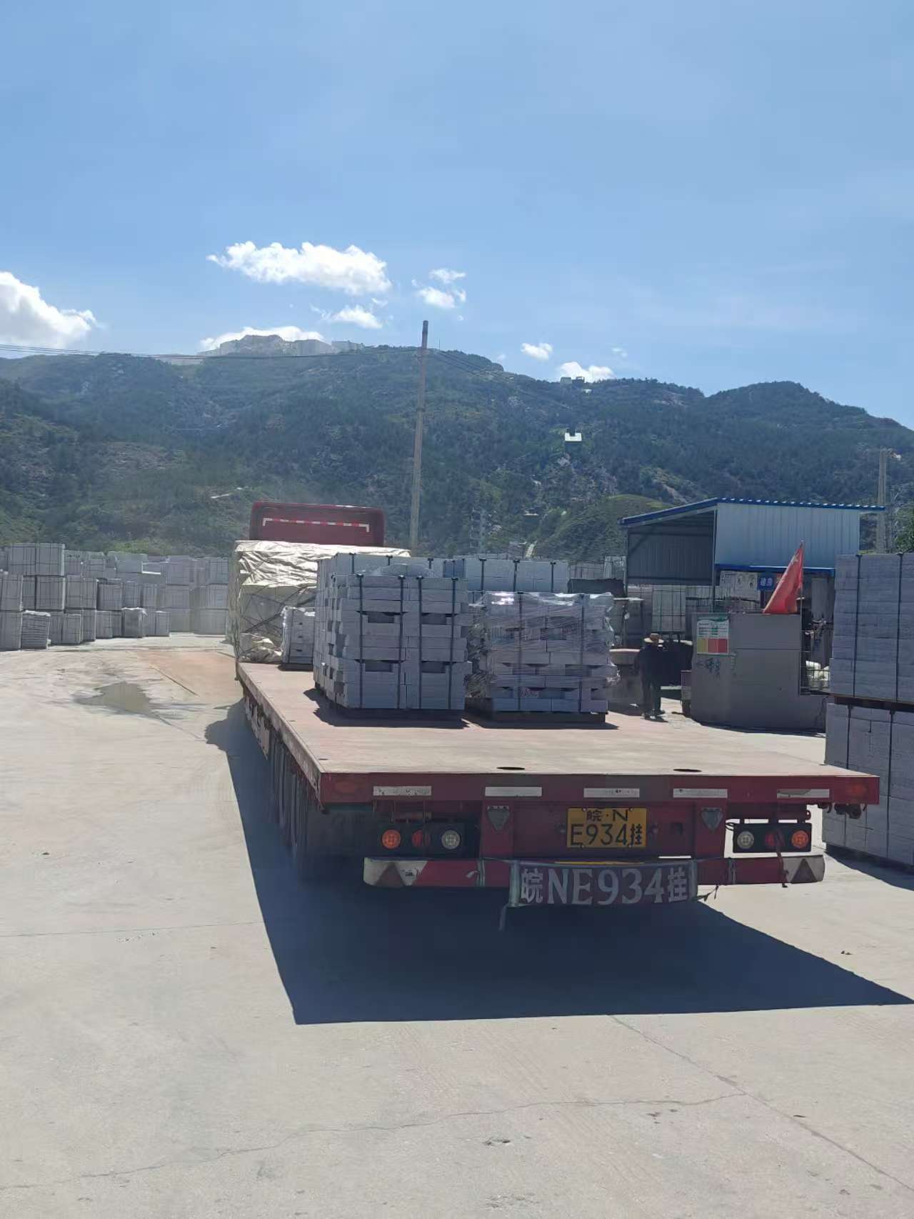 吉安 芝麻白仿形路沿石，直形路沿石