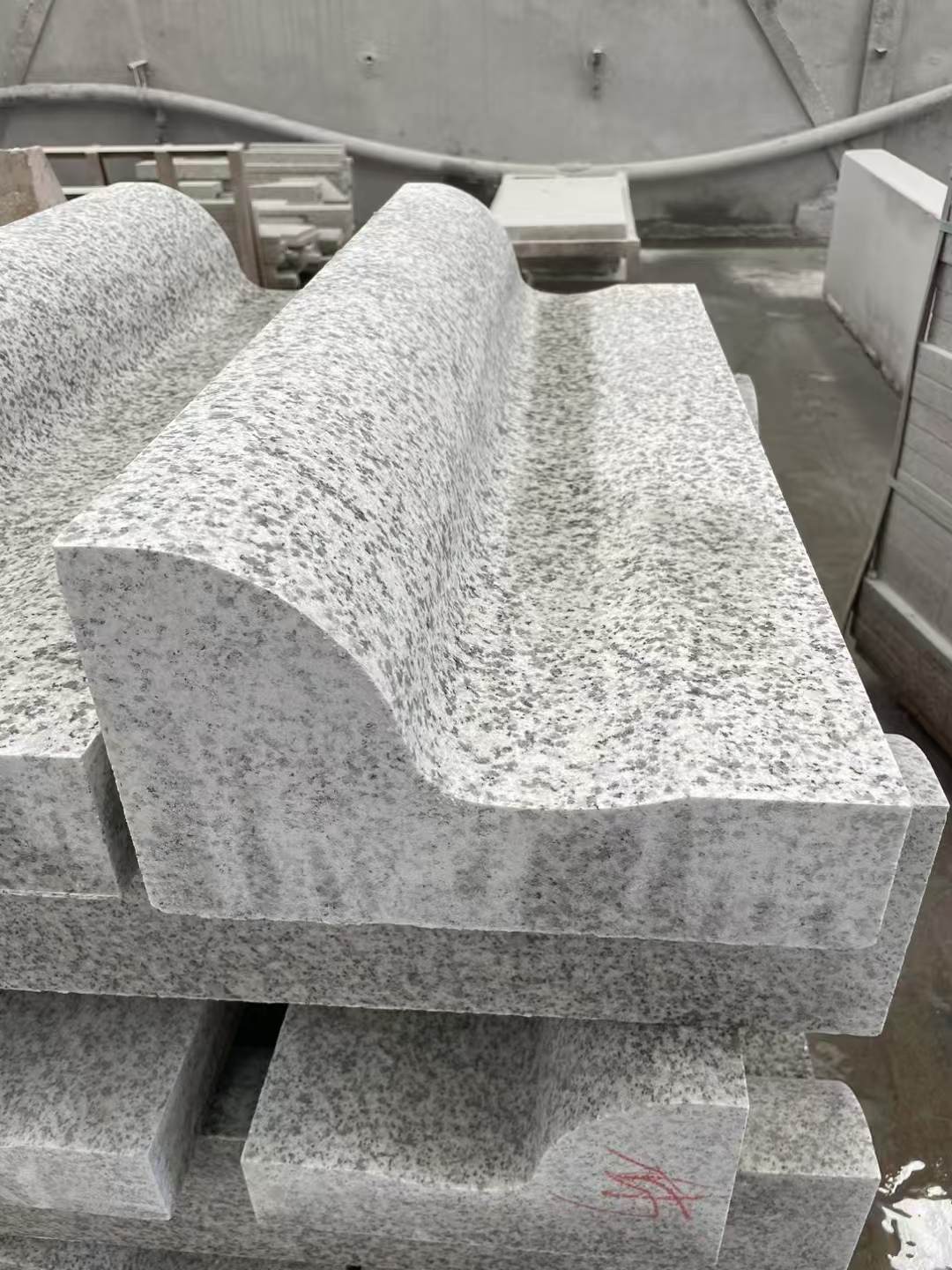 吉安 白麻花岗岩S型路沿石，路侧石，马路牙子等