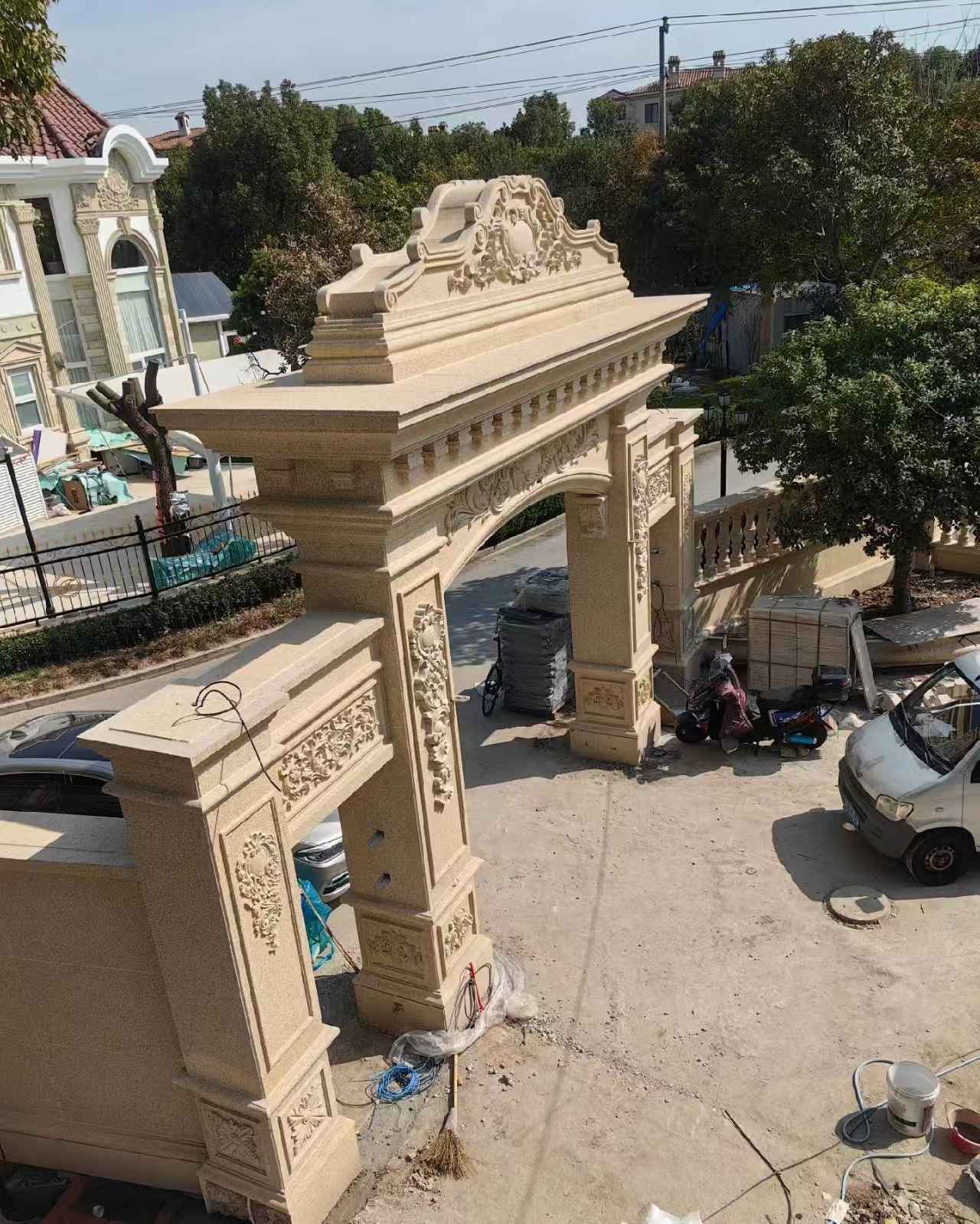 吉安 黄金麻荔枝面花岗岩别墅门楼