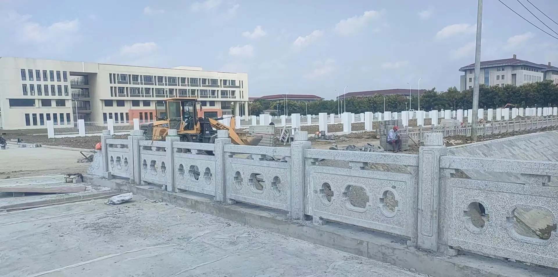 吉安 白麻花岗岩荔枝面河道栏杆