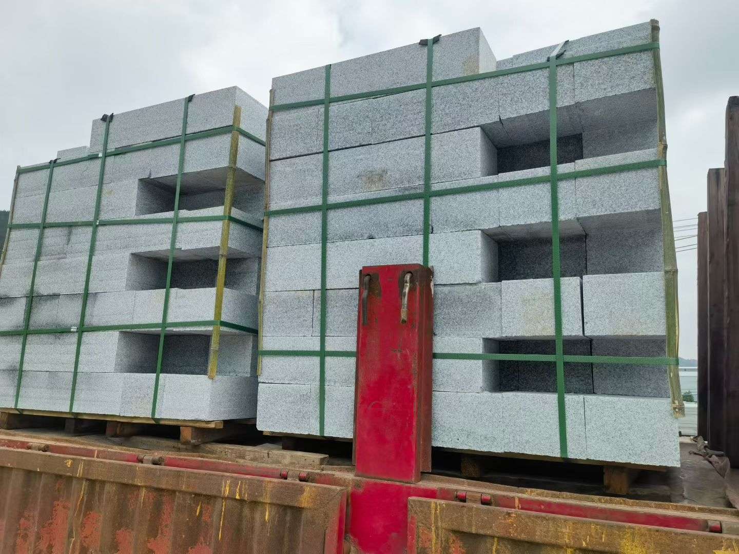 吉安 芝麻白花岗岩路沿石，平石，路侧石，马路牙子，路缘石，立缘石，平缘石等