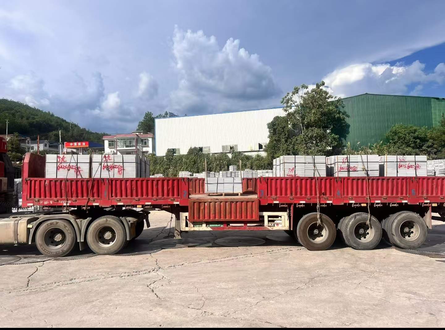 吉安 芝麻灰花岗岩地铺石出货日常